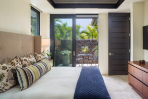 Hualalai Modern home design by Henderson Design Group