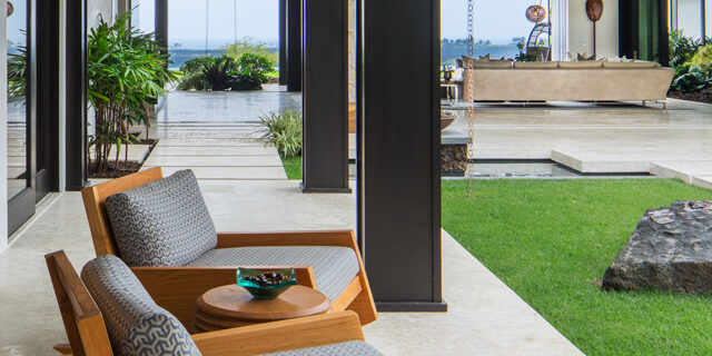 Hualalai Modern home design by Henderson Design Group